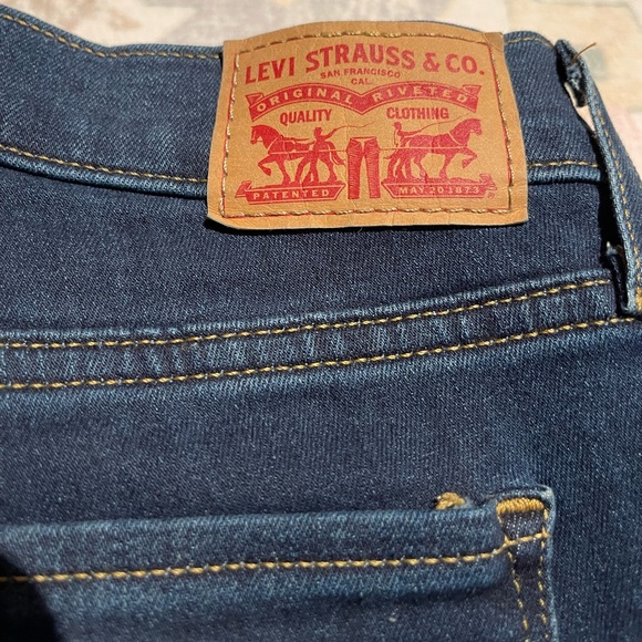 Levi 311 Skinny Jeans - Picture 3 of 4